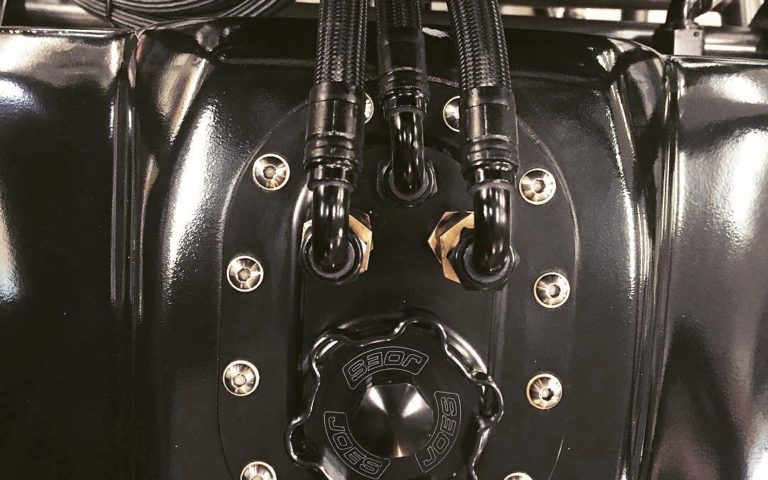 @emargeson with @repostapp
・・・
Saving weight and looking good all at the same time with @xrpracing ProPLUS hose and fitting combo