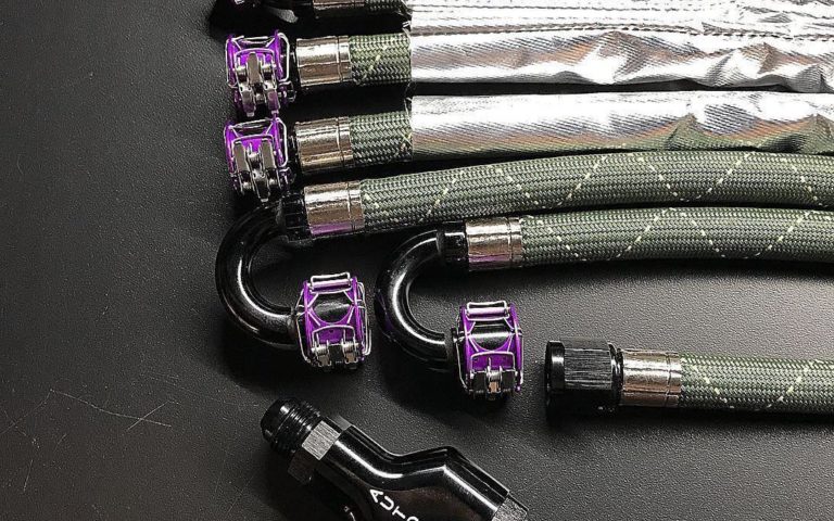 @anthony_gonzales7 ・・・
@xrpracing HS79 Series hose ends and hose. I had some of the hoses wrapped in frye foil lite sleeving due to location of the lines. This sums up the corvette fuel system