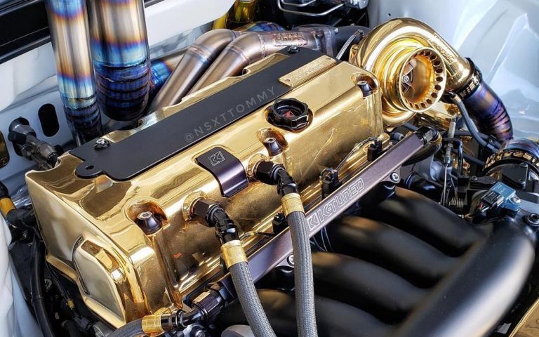 :: Nicely done @anthony_gonzales7 !! ・・・
My masterpiece 🔥 @nsxttommy gold plated DC5 I did in 2016 XRP Black XM