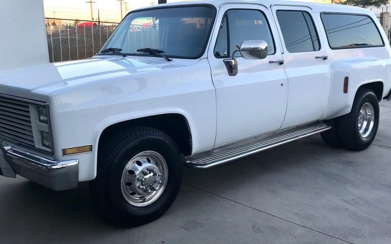 The XRP Dualburban performing faithful deliveries and pick-ups since 1987