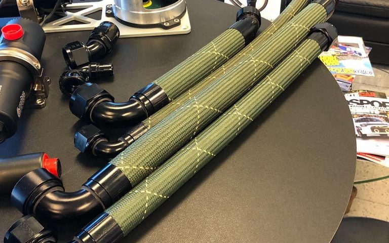 @apexapexapex
・・・
Thank you @xrpracing and @dsport for the hoses! Back to eating instant ramen